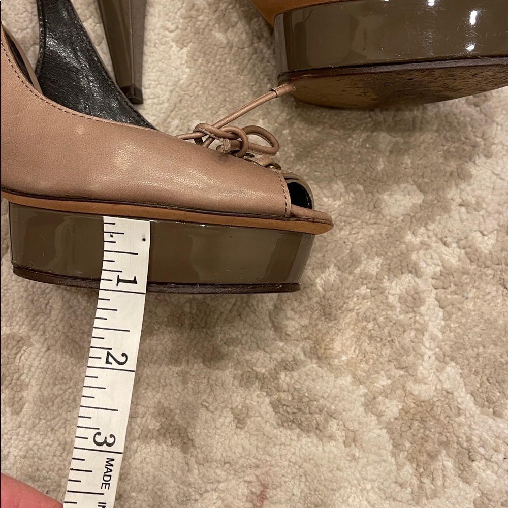Burberry leather slingback high heel sandal size 39 - Picture 12 of 13